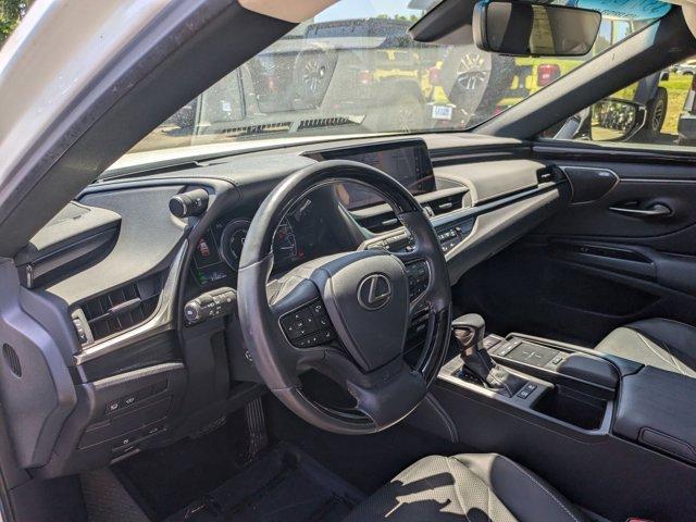 used 2020 Lexus ES 300h car, priced at $35,988