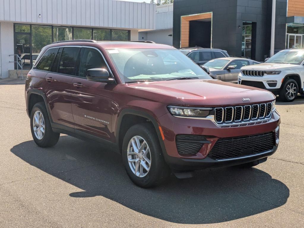new 2025 Jeep Grand Cherokee car, priced at $42,170