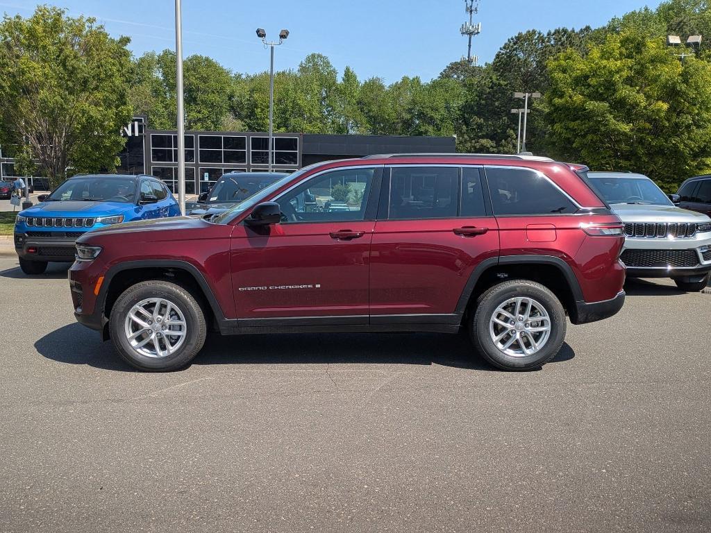 new 2025 Jeep Grand Cherokee car, priced at $42,170