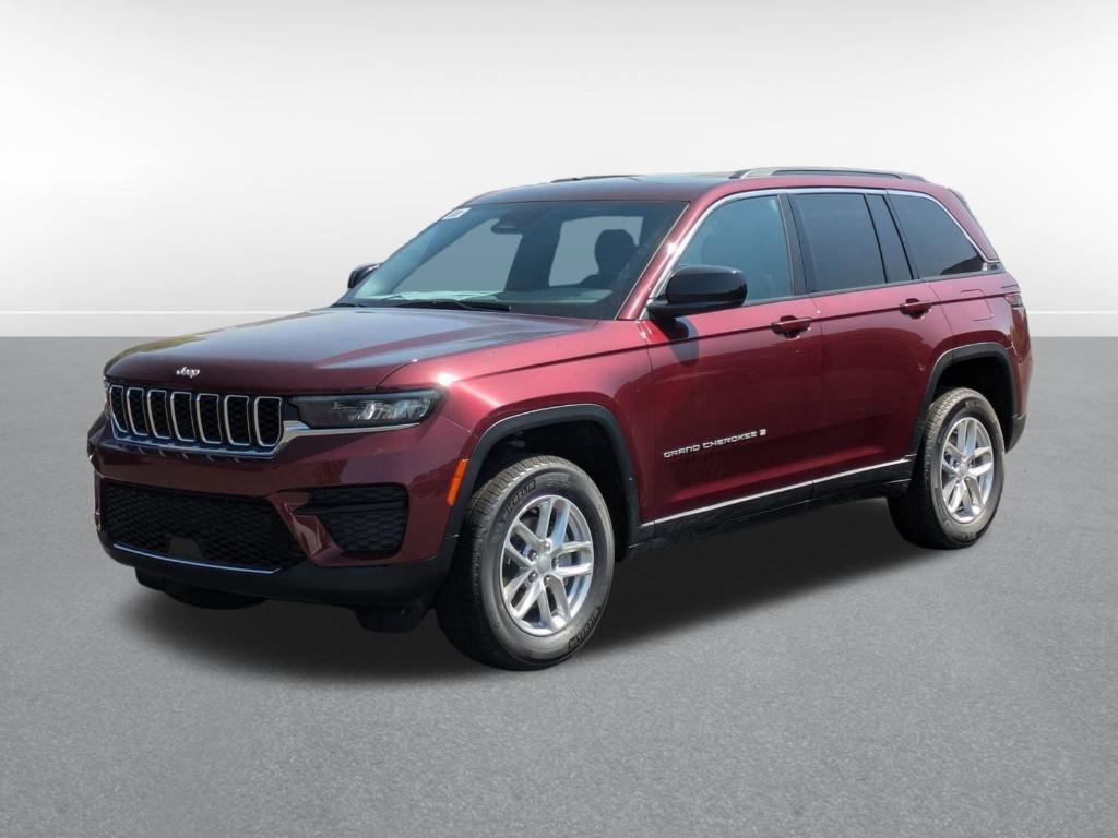 new 2025 Jeep Grand Cherokee car, priced at $42,170