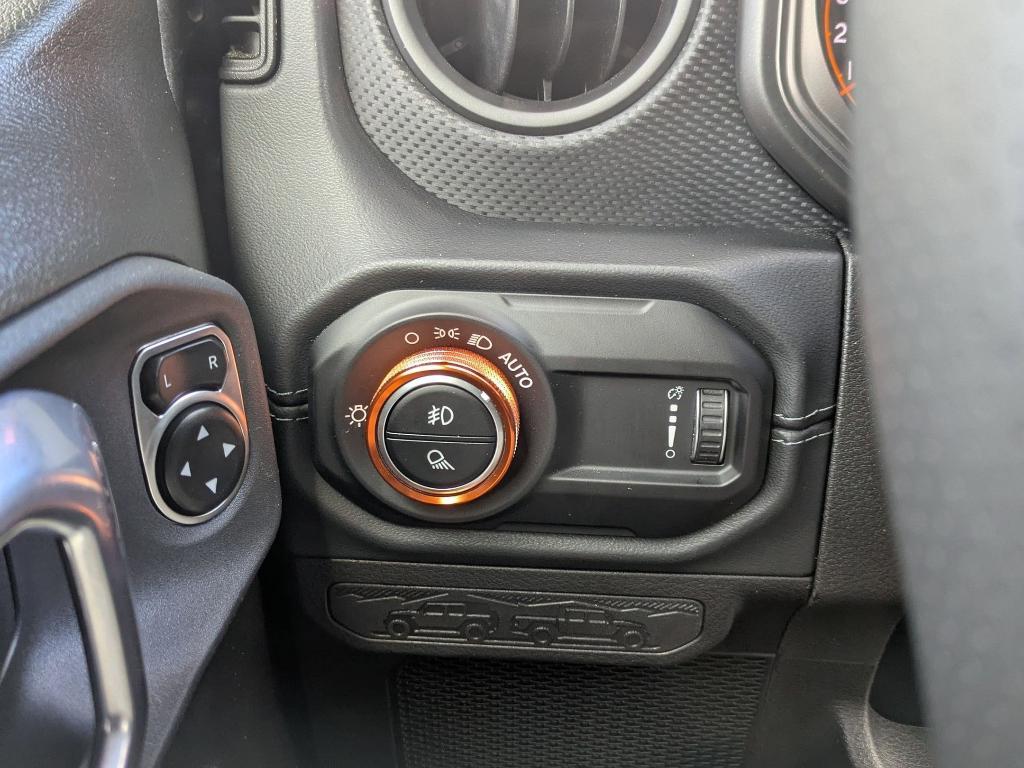 used 2024 Jeep Gladiator car, priced at $44,797