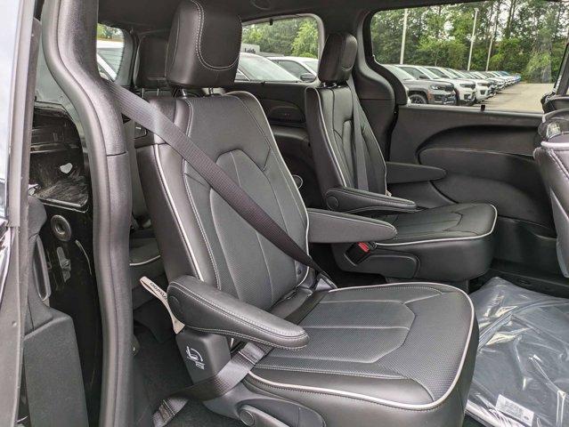 new 2024 Chrysler Pacifica car, priced at $57,755