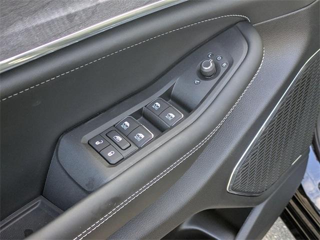 new 2025 Jeep Grand Cherokee car, priced at $63,365