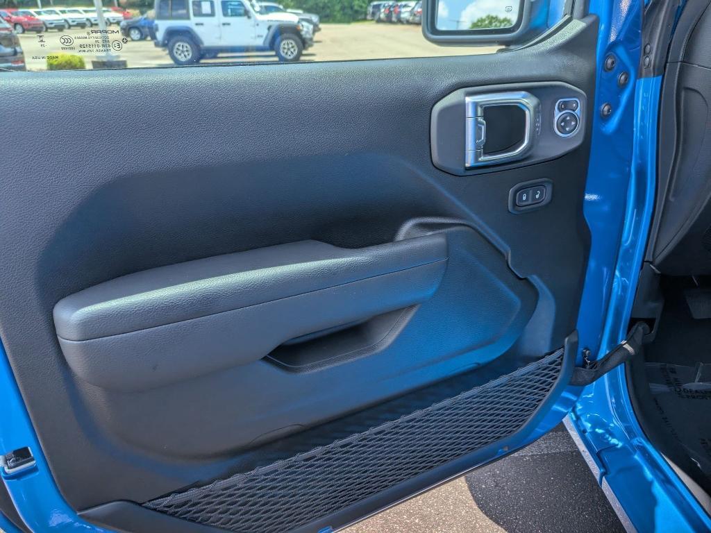 new 2025 Jeep Wrangler car, priced at $51,145