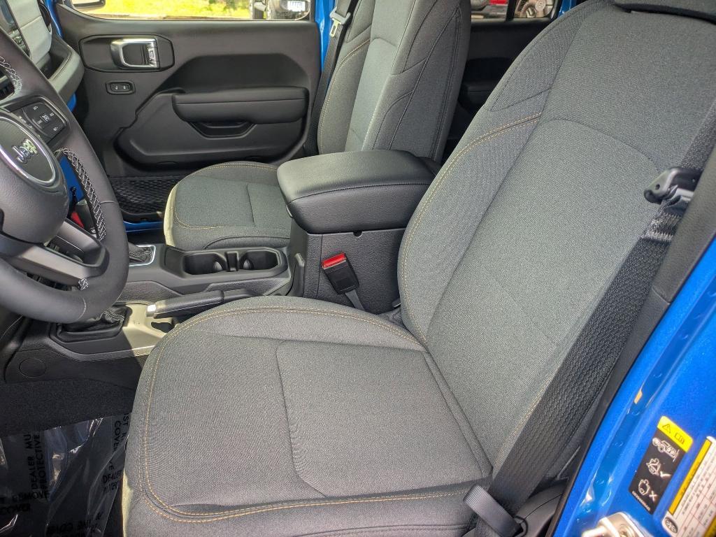 new 2025 Jeep Wrangler car, priced at $51,145