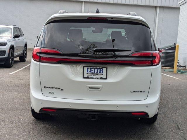 new 2024 Chrysler Pacifica car, priced at $57,870