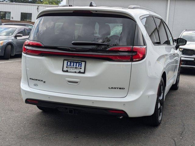 new 2024 Chrysler Pacifica car, priced at $57,870