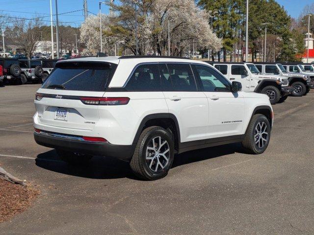 new 2025 Jeep Grand Cherokee car, priced at $53,135