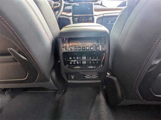 new 2025 Jeep Grand Cherokee car, priced at $68,805