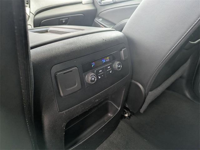 used 2018 GMC Yukon car, priced at $30,988