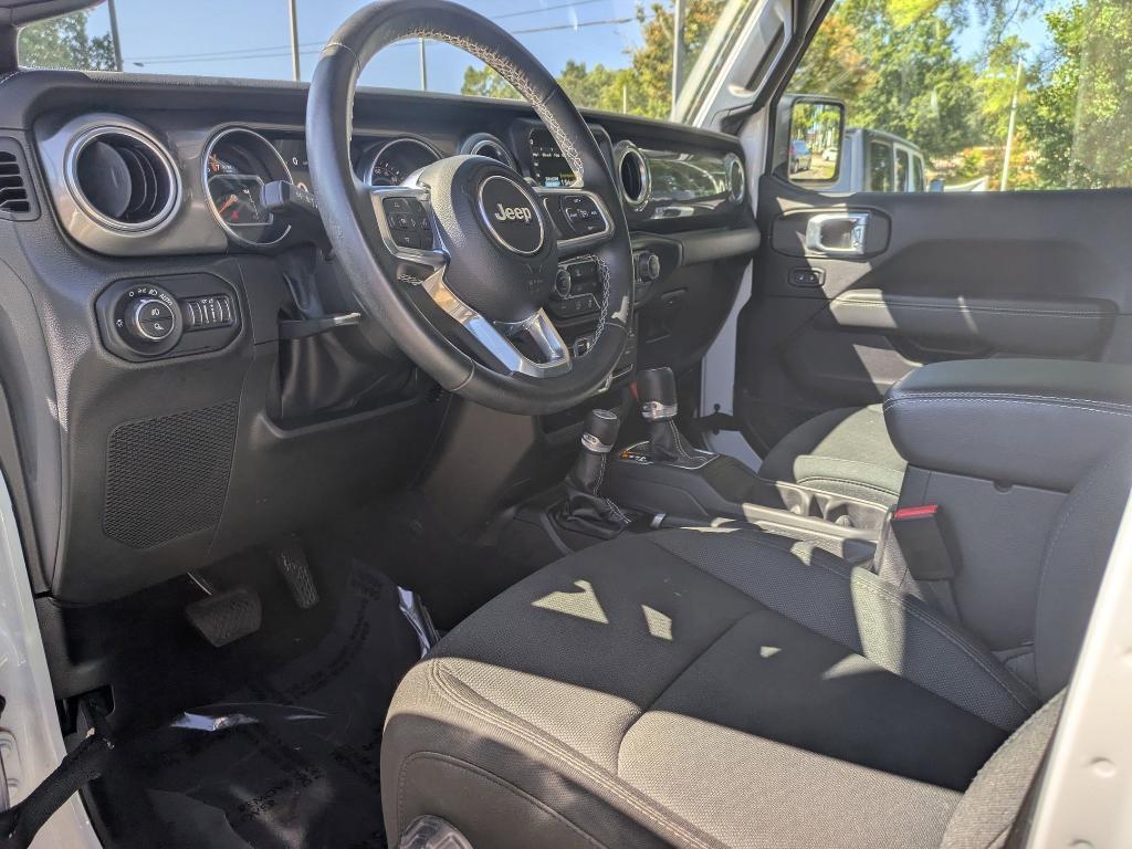 used 2022 Jeep Gladiator car, priced at $32,695