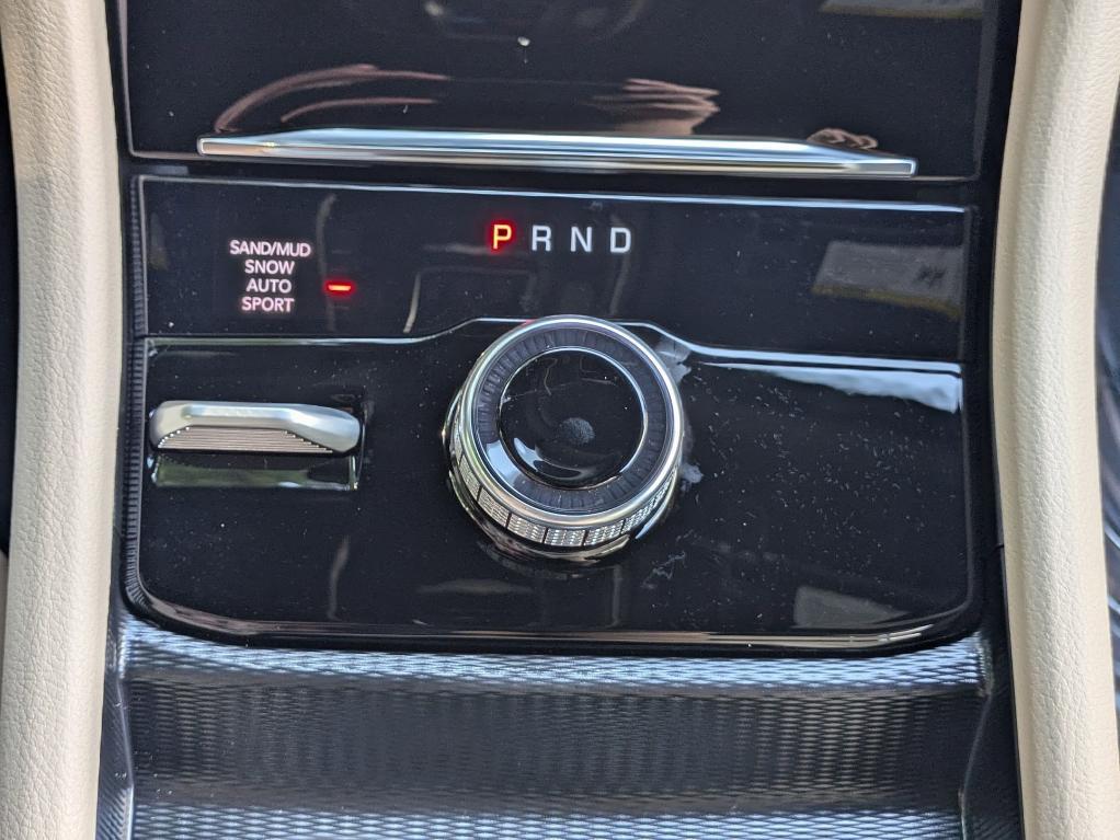 new 2025 Jeep Grand Cherokee car, priced at $50,010