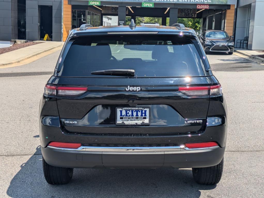 new 2025 Jeep Grand Cherokee car, priced at $50,010