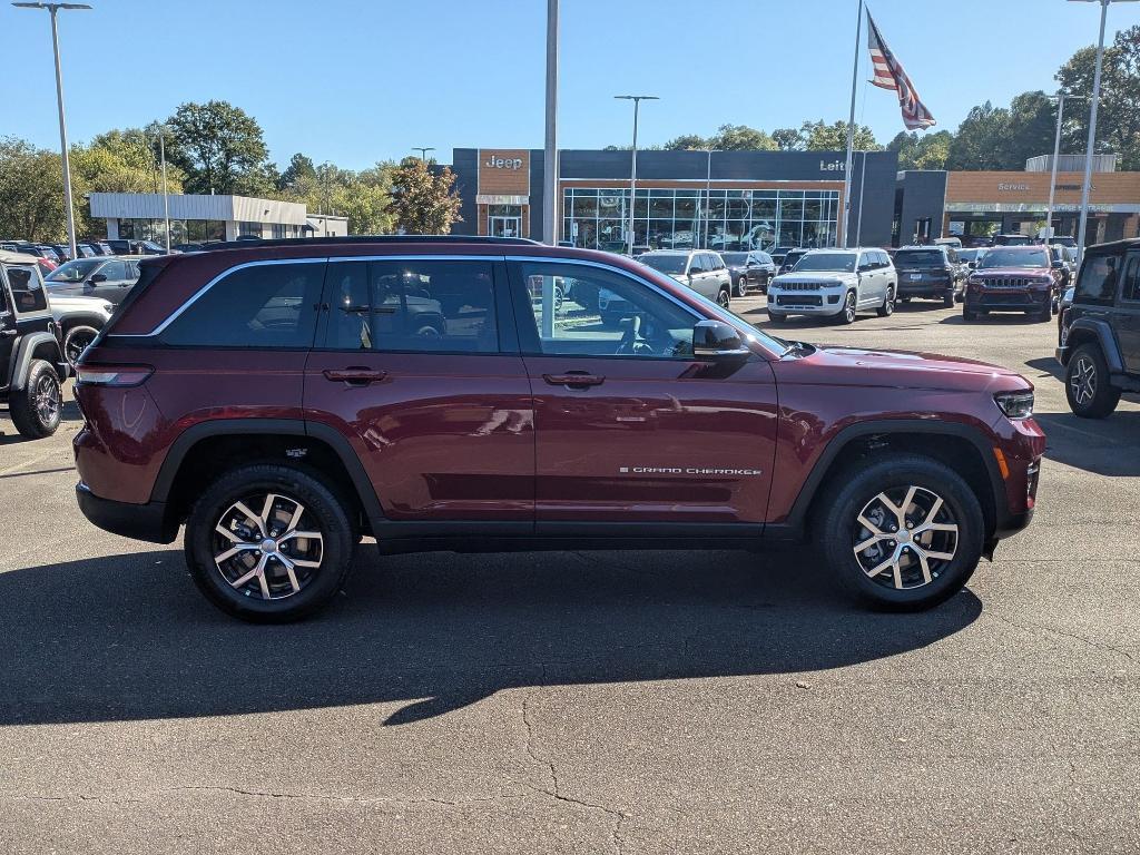 new 2025 Jeep Grand Cherokee car, priced at $50,935
