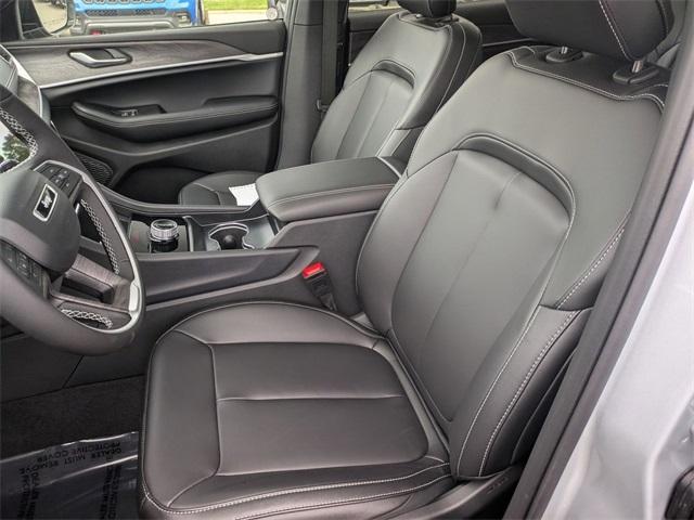 new 2025 Jeep Grand Cherokee L car, priced at $50,110