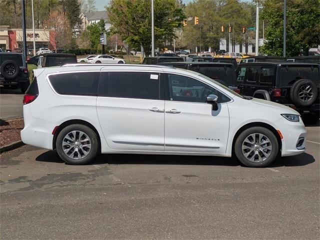 new 2025 Chrysler Pacifica Hybrid car, priced at $61,780