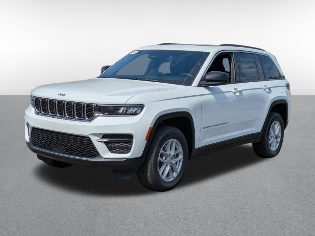new 2025 Jeep Grand Cherokee car, priced at $41,780