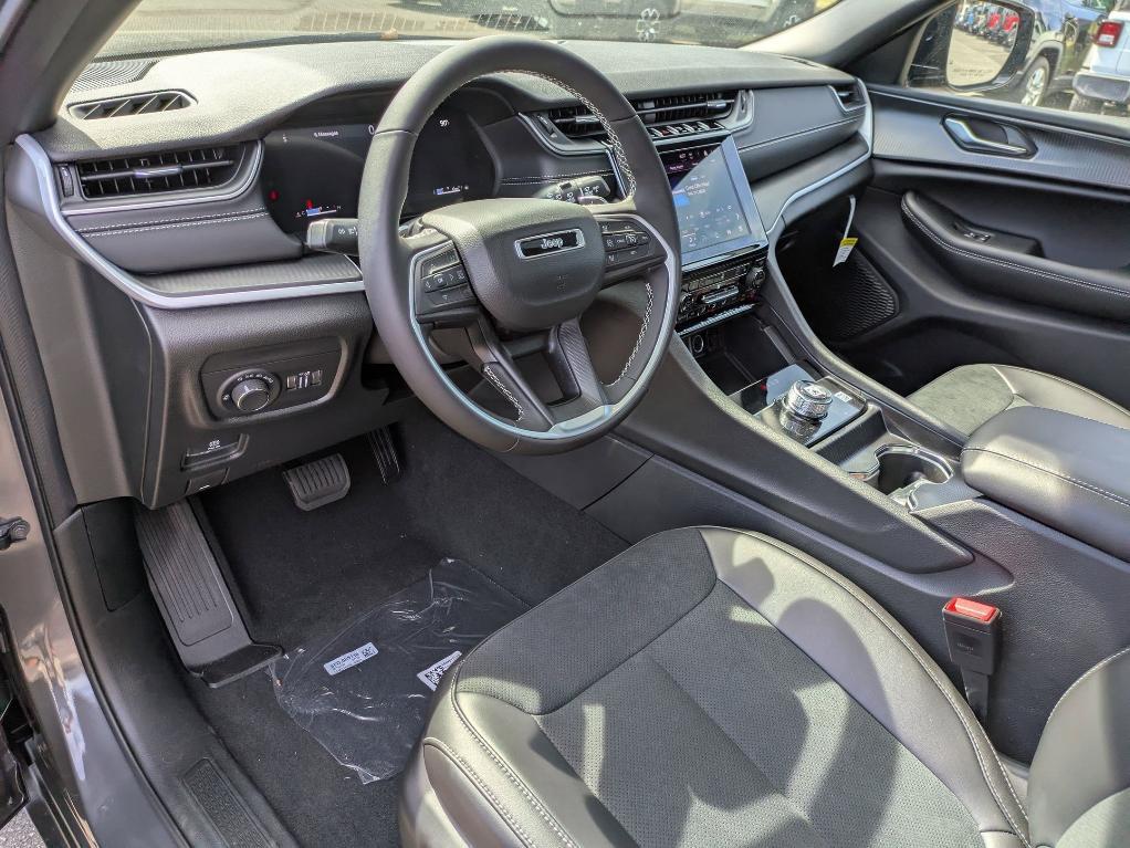 new 2025 Jeep Grand Cherokee L car, priced at $46,730