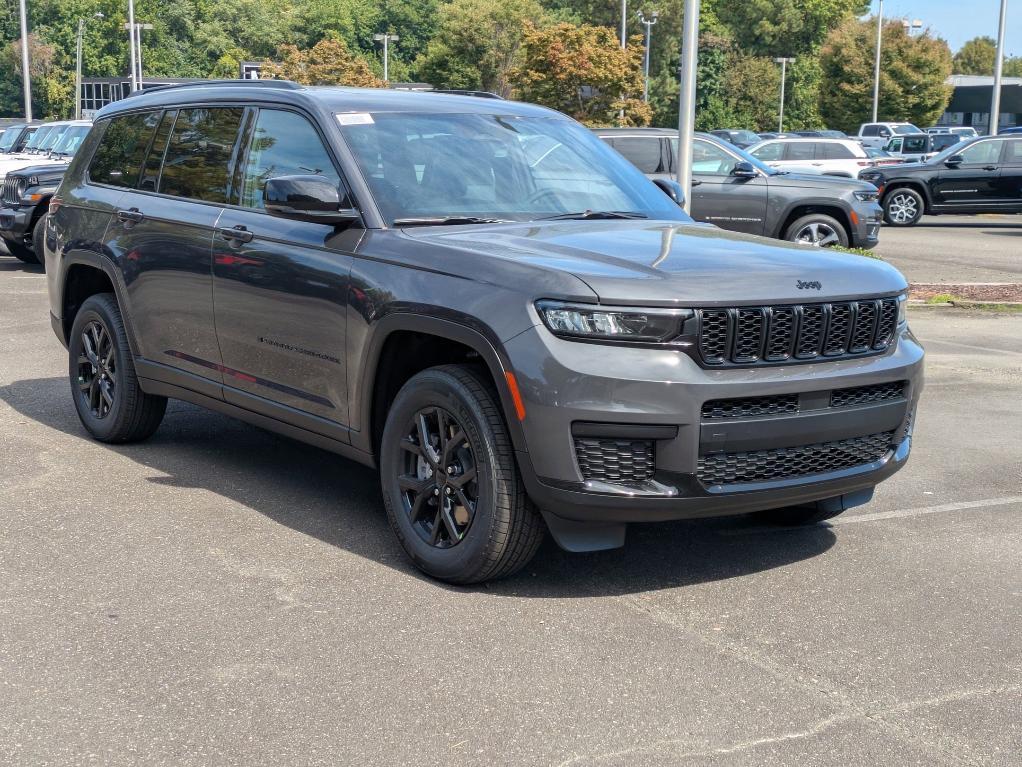 new 2025 Jeep Grand Cherokee L car, priced at $46,730