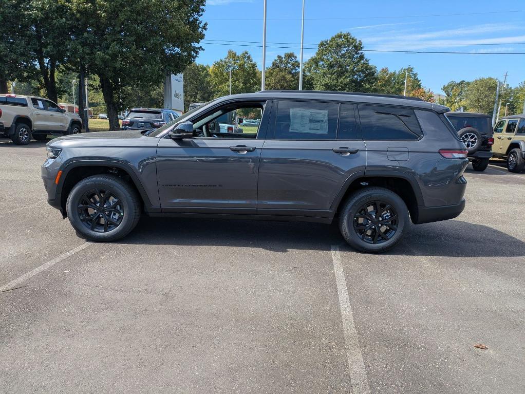 new 2025 Jeep Grand Cherokee L car, priced at $46,730