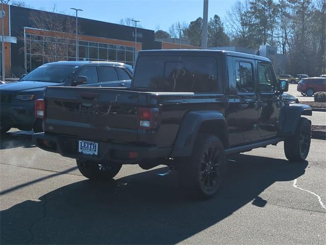 new 2025 Jeep Gladiator car, priced at $45,235