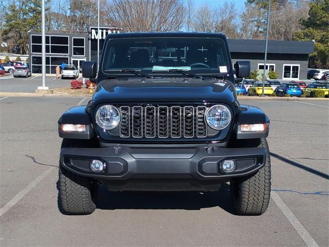 new 2025 Jeep Gladiator car, priced at $45,235