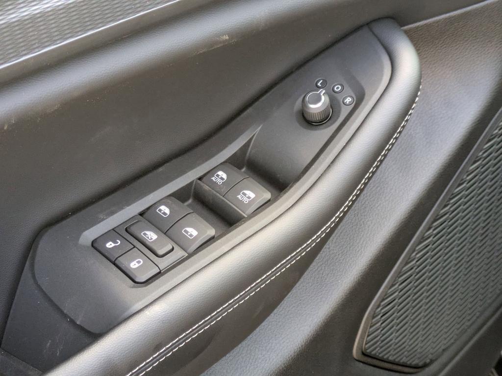 new 2025 Jeep Grand Cherokee car, priced at $44,170