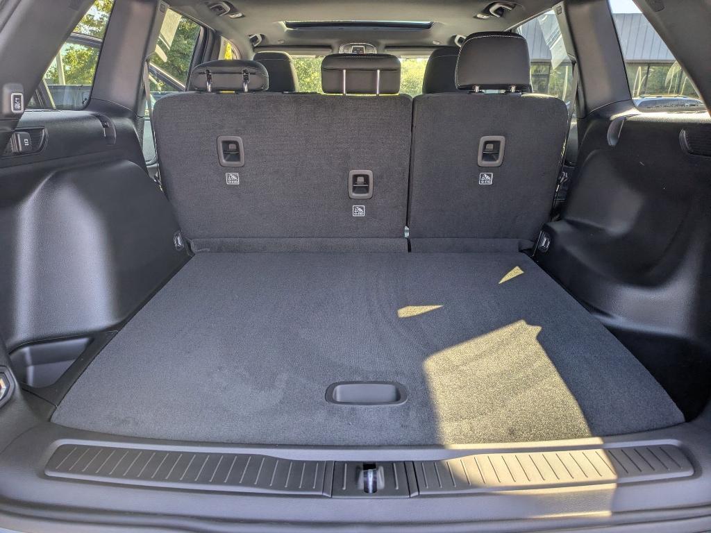 new 2025 Jeep Grand Cherokee car, priced at $44,170