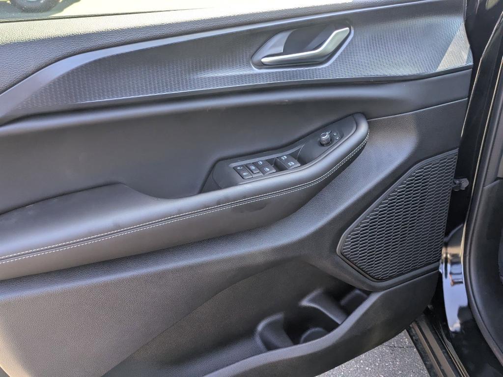 new 2025 Jeep Grand Cherokee car, priced at $44,170