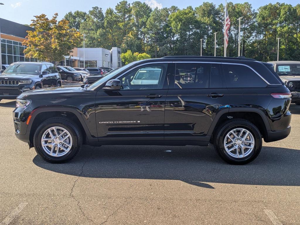 new 2025 Jeep Grand Cherokee car, priced at $44,170