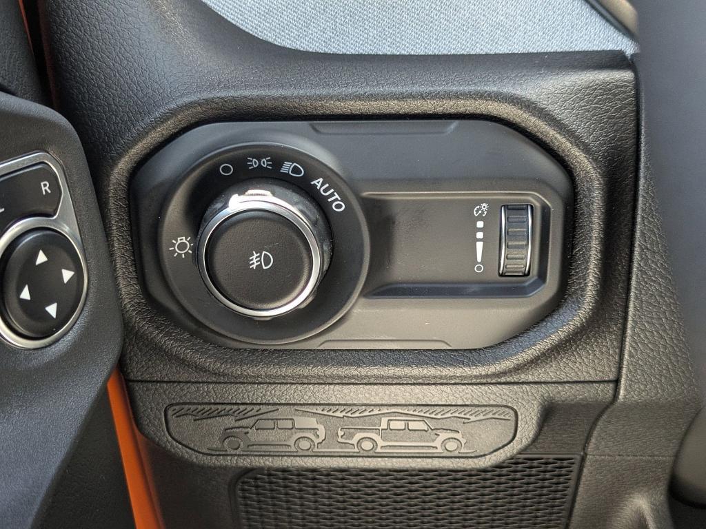 new 2025 Jeep Wrangler car, priced at $61,165