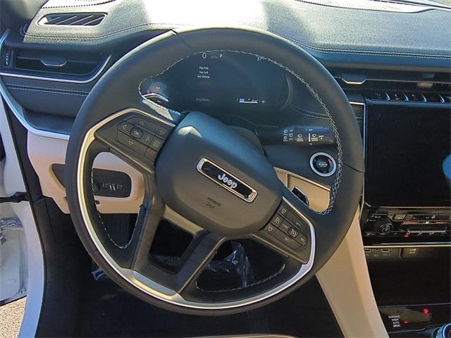 new 2025 Jeep Grand Cherokee car, priced at $50,210