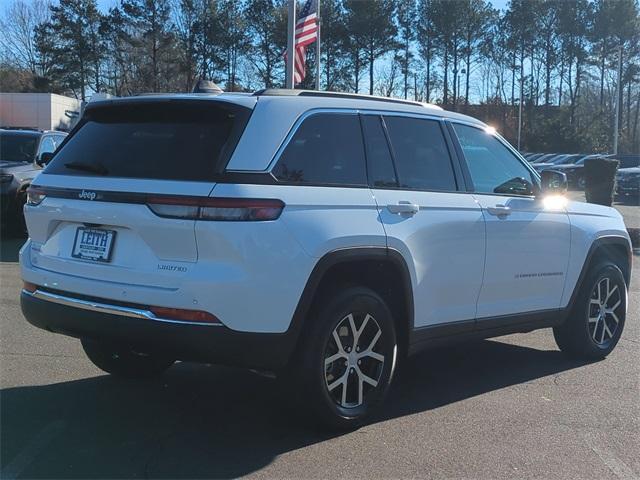 new 2025 Jeep Grand Cherokee car, priced at $50,210