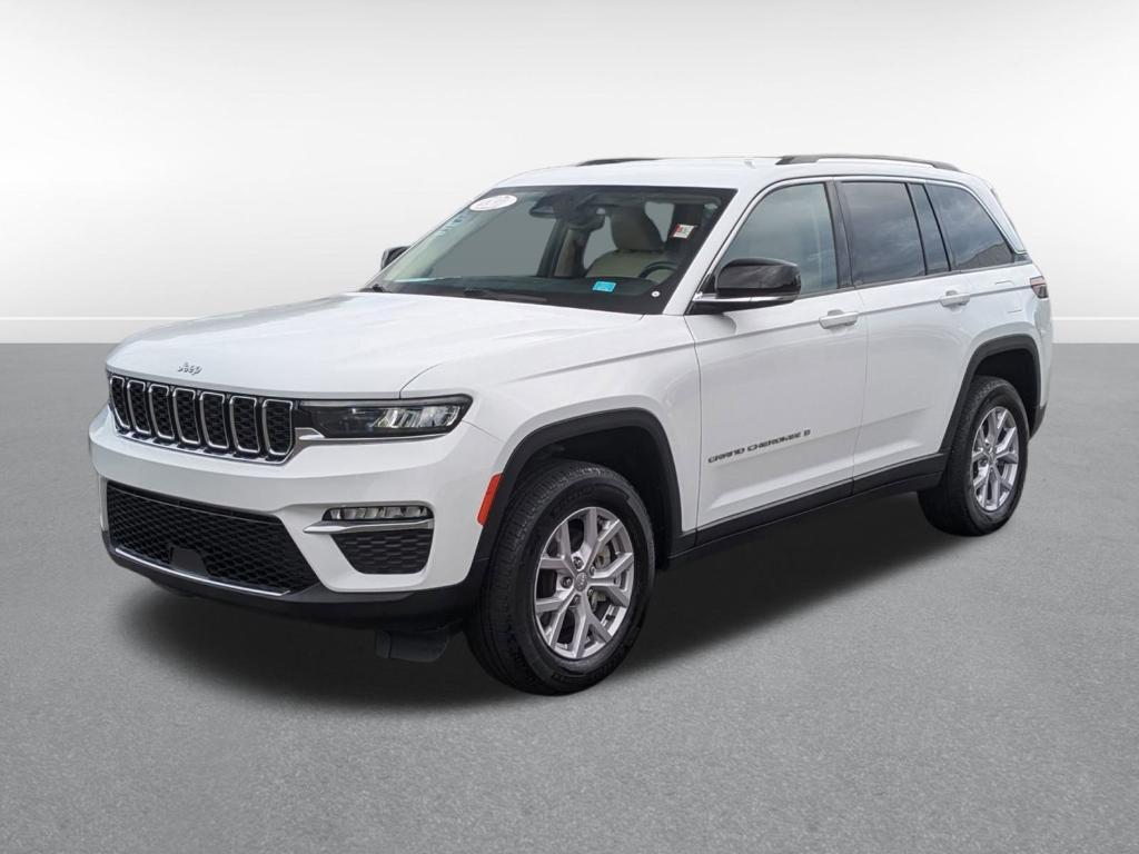 used 2022 Jeep Grand Cherokee car, priced at $31,988