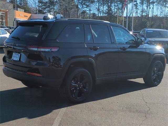 new 2025 Jeep Grand Cherokee car, priced at $49,170