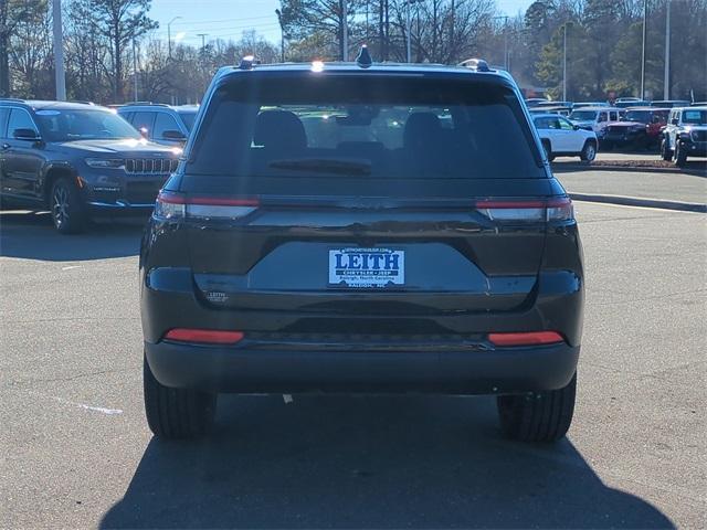 new 2025 Jeep Grand Cherokee car, priced at $49,170