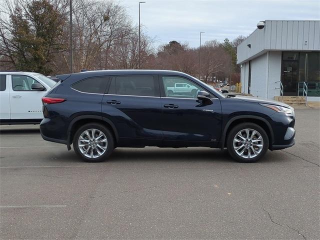 used 2021 Toyota Highlander Hybrid car, priced at $33,475