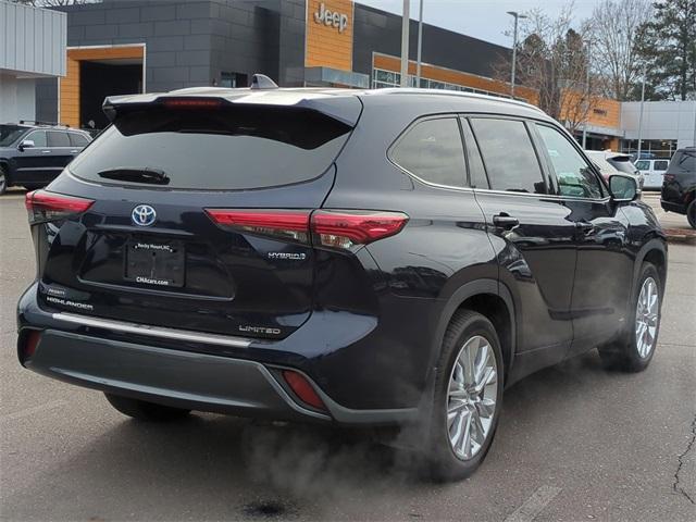 used 2021 Toyota Highlander Hybrid car, priced at $33,475