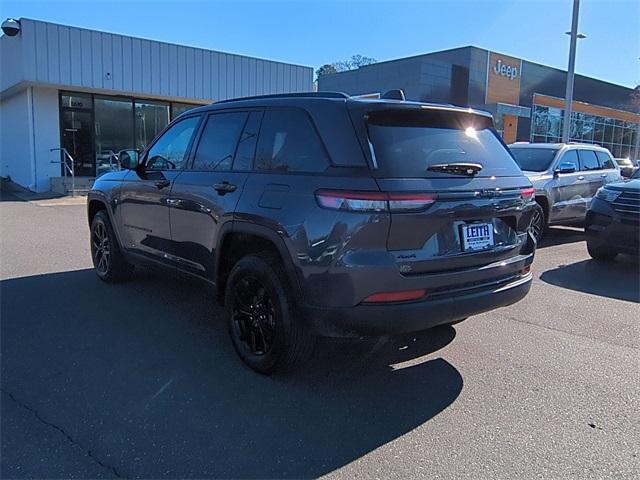 new 2025 Jeep Grand Cherokee car, priced at $47,525