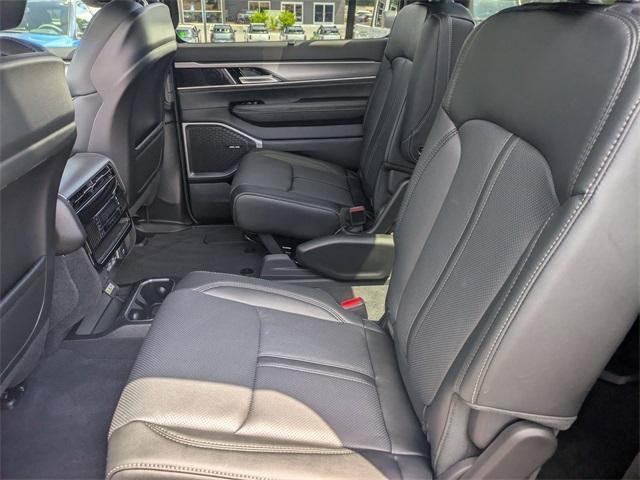 new 2025 Jeep Wagoneer L car, priced at $83,870