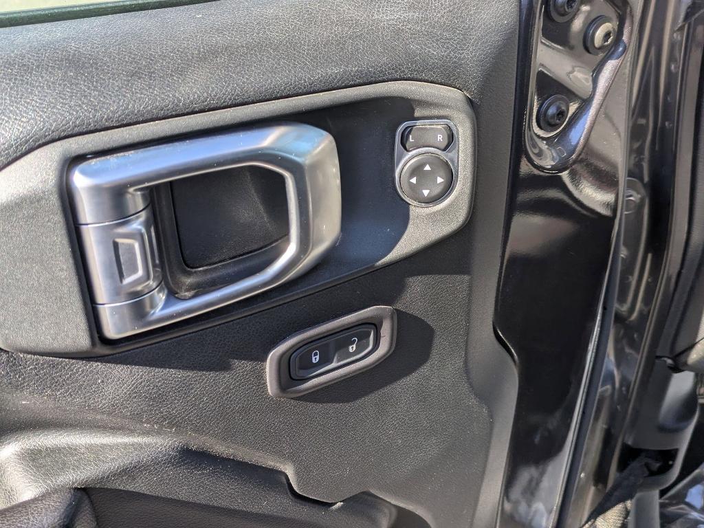 used 2018 Jeep Wrangler Unlimited car, priced at $26,495