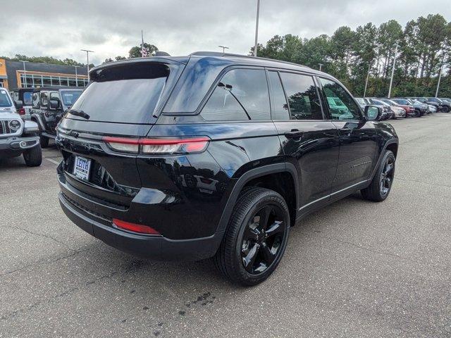 new 2025 Jeep Grand Cherokee car, priced at $47,170