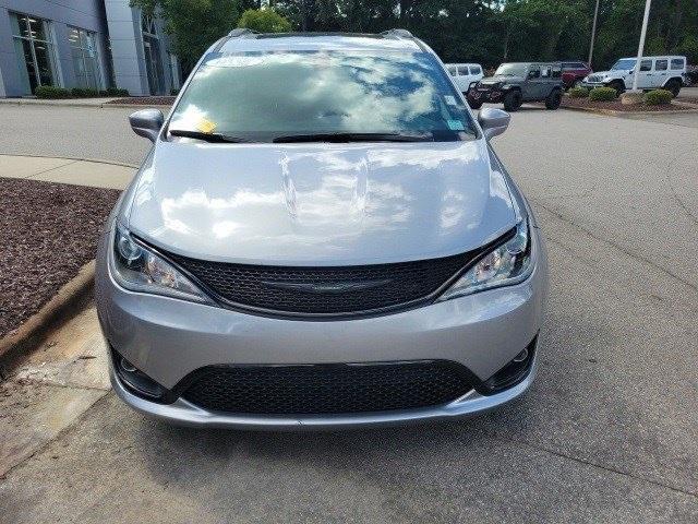 used 2020 Chrysler Pacifica car, priced at $29,988
