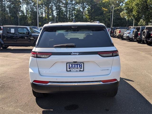 new 2025 Jeep Grand Cherokee car, priced at $50,340