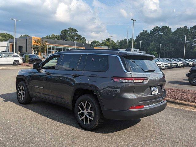 new 2024 Jeep Grand Cherokee car, priced at $42,425