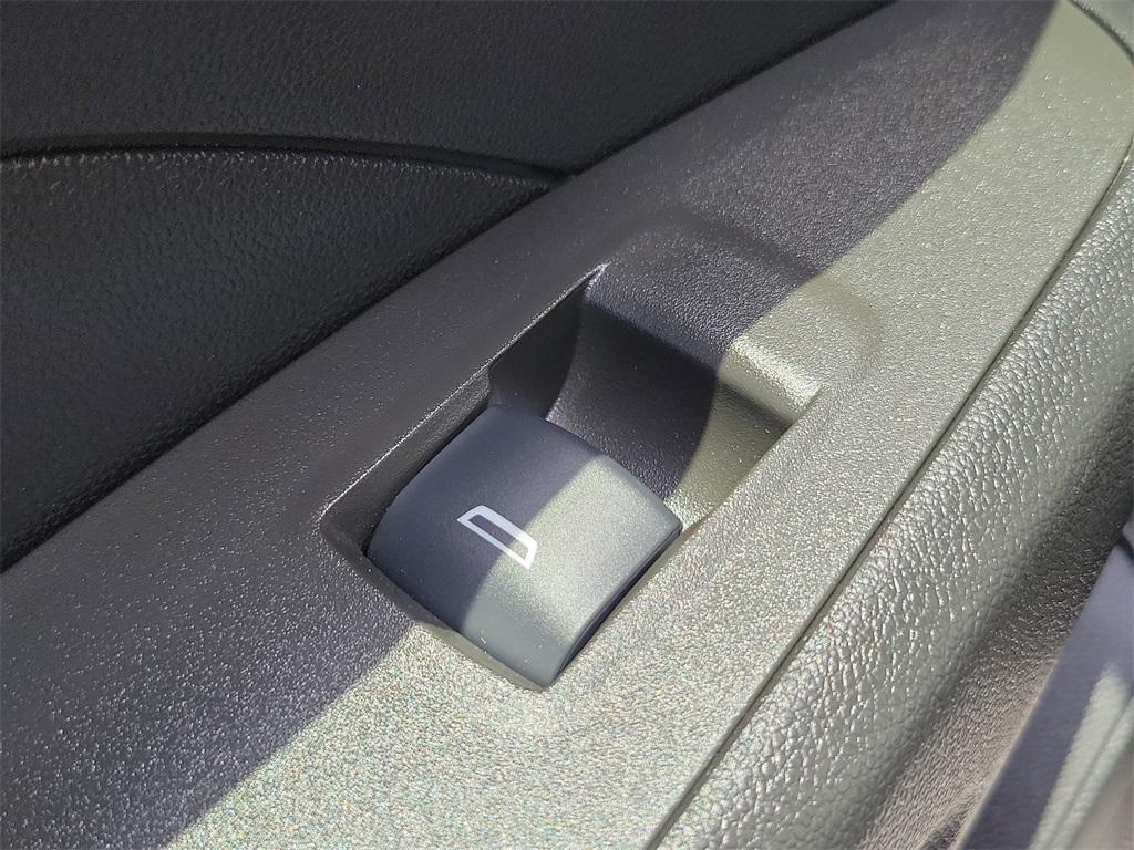 used 2024 Chevrolet Trax car, priced at $18,899