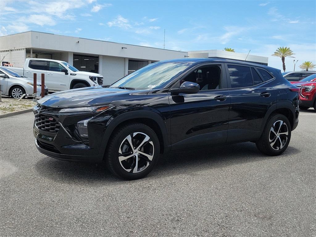 used 2024 Chevrolet Trax car, priced at $18,899
