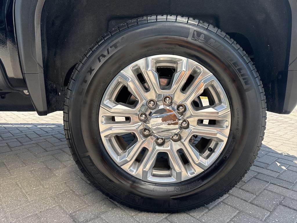 used 2022 GMC Sierra 2500 car, priced at $66,699