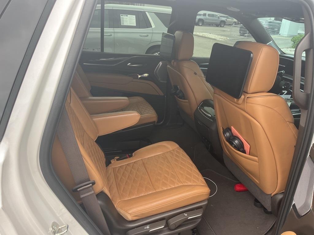 used 2023 Cadillac Escalade car, priced at $78,999