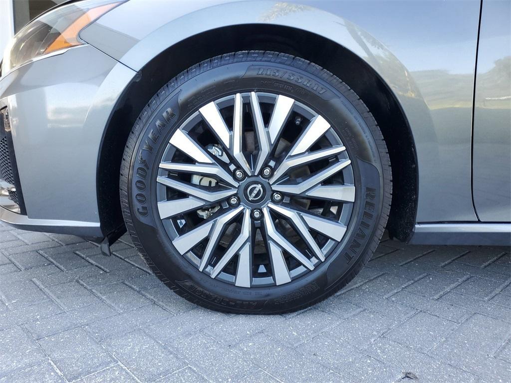 used 2023 Nissan Altima car, priced at $19,499
